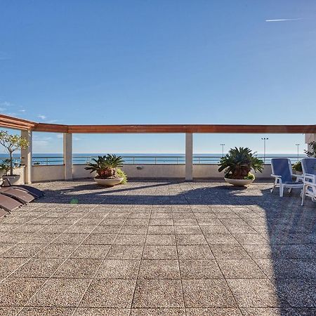 Apartament Vistas Al Mar. Gran Terraza Calella Zewnętrze zdjęcie